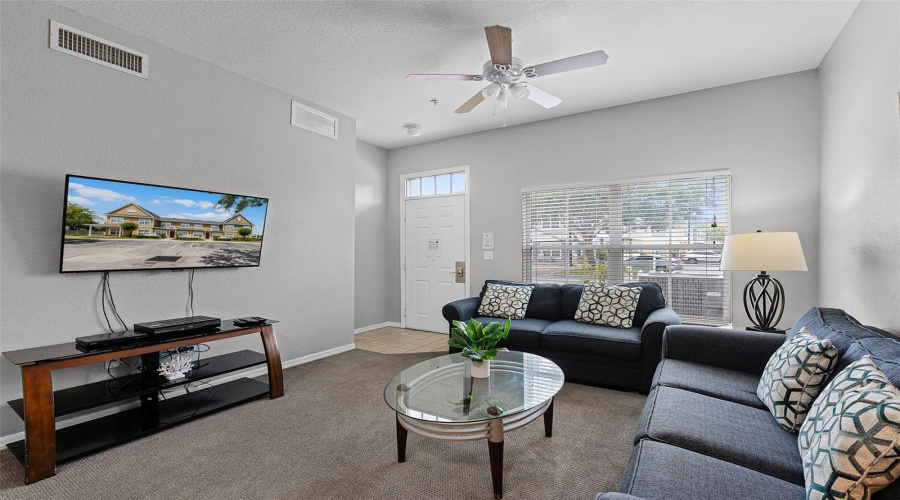 Kissimmee, Florida 34746, 3 Bedrooms Bedrooms, ,2 Bathroomsbathrooms,Residential,For Sale,Jonafree,Mfrs5126718