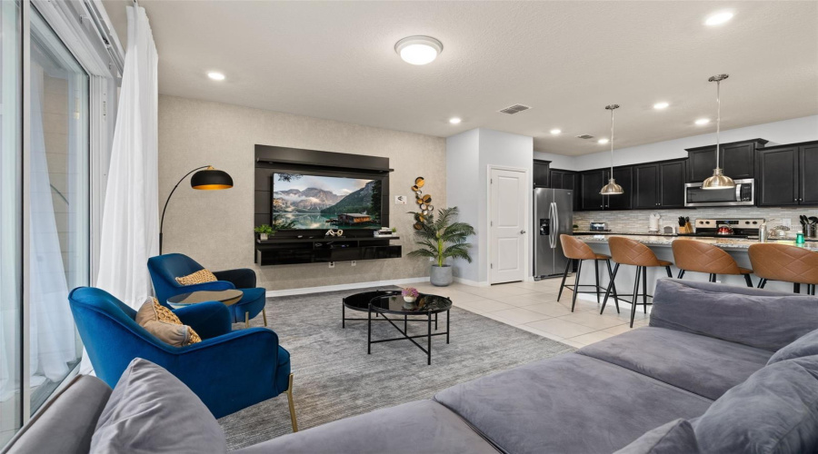 DAVENPORT, Florida 33897, 5 Bedrooms Bedrooms, ,4 BathroomsBathrooms,Residential,For Sale,PARADISE,0,MFRS5126361