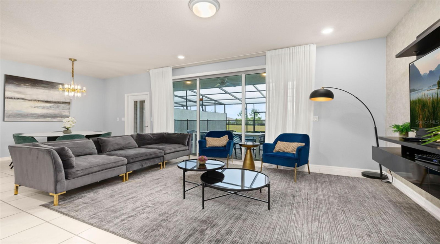 DAVENPORT, Florida 33897, 5 Bedrooms Bedrooms, ,4 BathroomsBathrooms,Residential,For Sale,PARADISE,0,MFRS5126361