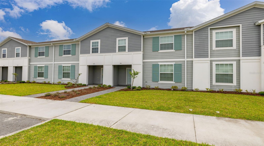 DAVENPORT, Florida 33897, 5 Bedrooms Bedrooms, ,4 BathroomsBathrooms,Residential,For Sale,PARADISE,0,MFRS5126361