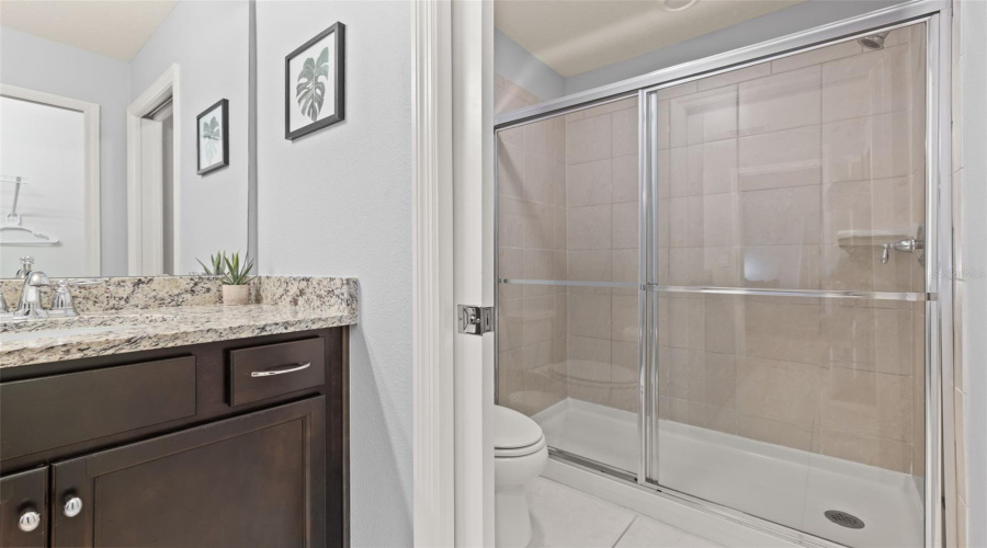 DAVENPORT, Florida 33897, 5 Bedrooms Bedrooms, ,4 BathroomsBathrooms,Residential,For Sale,PARADISE,0,MFRS5126361