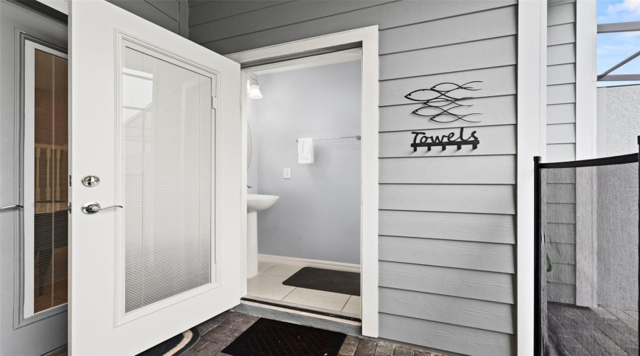 DAVENPORT, Florida 33897, 5 Bedrooms Bedrooms, ,4 BathroomsBathrooms,Residential,For Sale,PARADISE,0,MFRS5126361