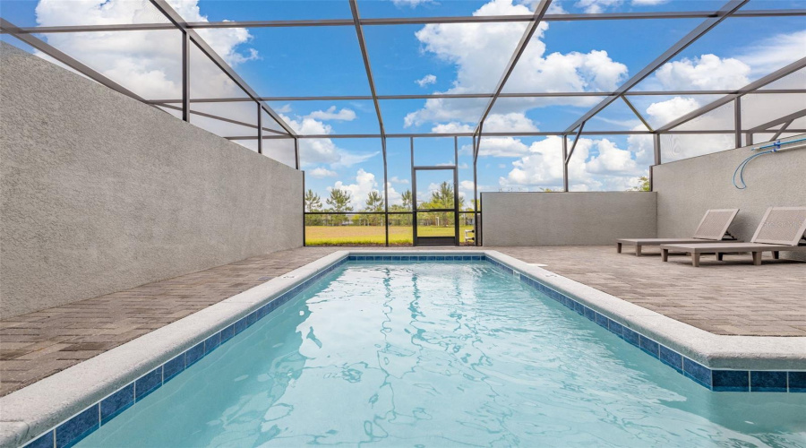 DAVENPORT, Florida 33897, 5 Bedrooms Bedrooms, ,4 BathroomsBathrooms,Residential,For Sale,PARADISE,0,MFRS5126361