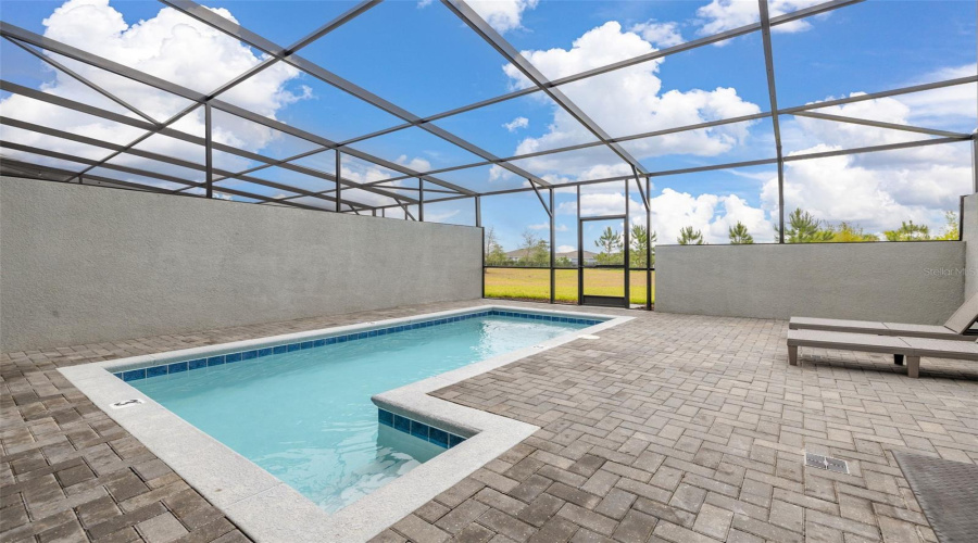 DAVENPORT, Florida 33897, 5 Bedrooms Bedrooms, ,4 BathroomsBathrooms,Residential,For Sale,PARADISE,0,MFRS5126361