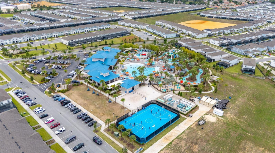 DAVENPORT, Florida 33897, 5 Bedrooms Bedrooms, ,4 BathroomsBathrooms,Residential,For Sale,PARADISE,0,MFRS5126361