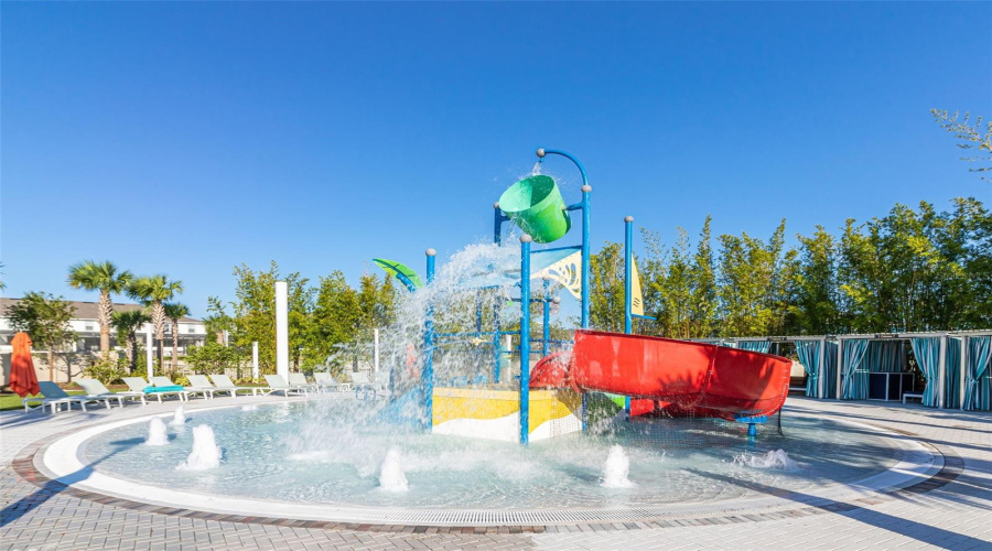 DAVENPORT, Florida 33897, 5 Bedrooms Bedrooms, ,4 BathroomsBathrooms,Residential,For Sale,PARADISE,0,MFRS5126361