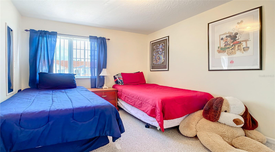 Kissimmee, Florida 34746, 3 Bedrooms Bedrooms, ,2 Bathroomsbathrooms,Residential,For Sale,S Beach Cir,Mfro6307108