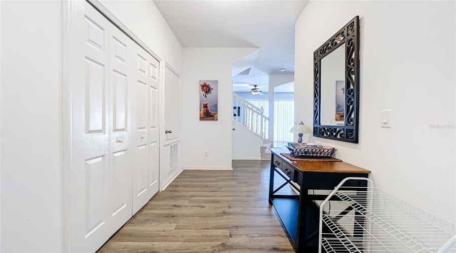 Kissimmee, Florida 34746, 3 Bedrooms Bedrooms, ,2 Bathroomsbathrooms,Residential,For Sale,S Beach Cir,Mfro6307108