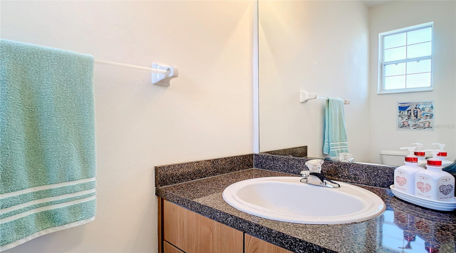 Kissimmee, Florida 34746, 3 Bedrooms Bedrooms, ,2 Bathroomsbathrooms,Residential,For Sale,S Beach Cir,Mfro6307108