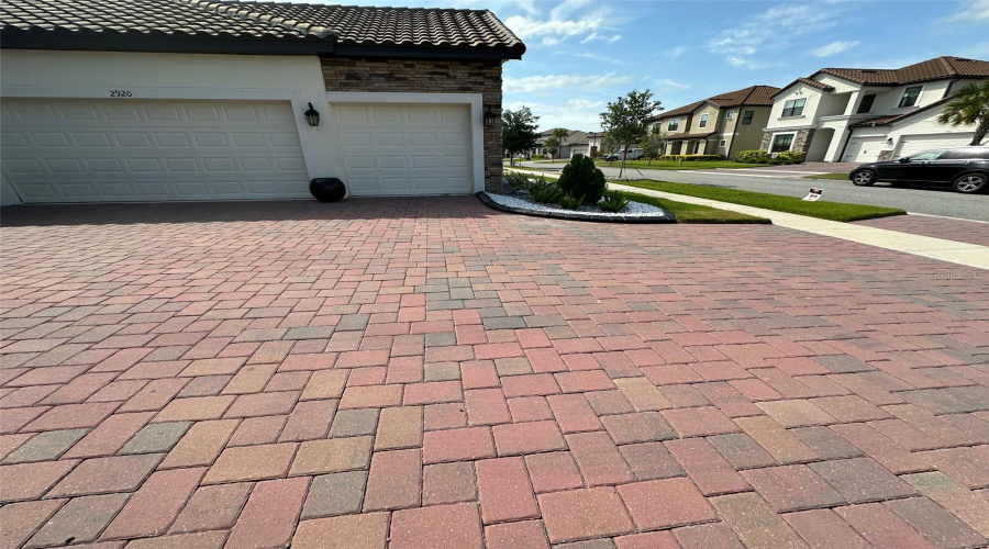 Kissimmee, Florida 34746, 5 Bedrooms Bedrooms, ,4 Bathroomsbathrooms,Residential,For Sale,Agostino,Mfrs5126243