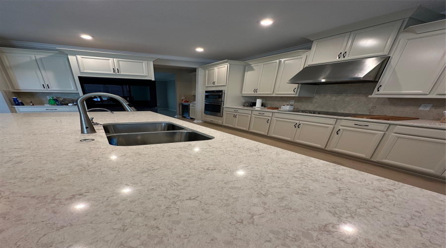 Kissimmee, Florida 34746, 5 Bedrooms Bedrooms, ,4 Bathroomsbathrooms,Residential,For Sale,Agostino,Mfrs5126243