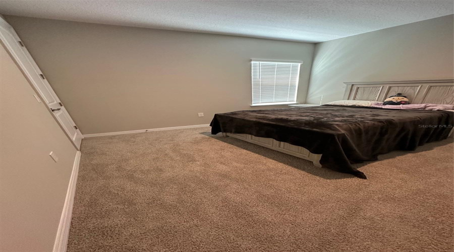 Kissimmee, Florida 34746, 5 Bedrooms Bedrooms, ,4 Bathroomsbathrooms,Residential,For Sale,Agostino,Mfrs5126243