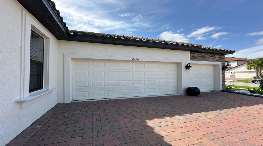 Kissimmee, Florida 34746, 5 Bedrooms Bedrooms, ,4 Bathroomsbathrooms,Residential,For Sale,Agostino,Mfrs5126243