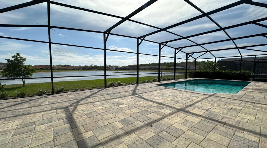 Kissimmee, Florida 34746, 5 Bedrooms Bedrooms, ,4 Bathroomsbathrooms,Residential,For Sale,Agostino,Mfrs5126243