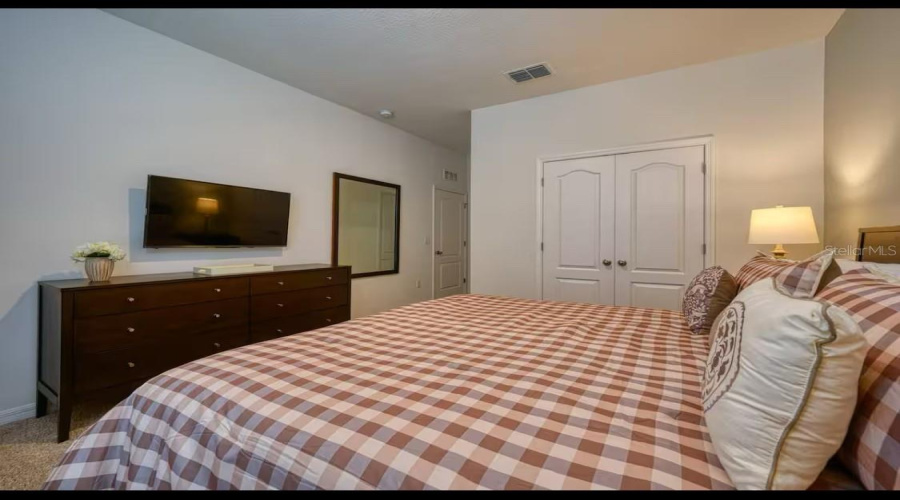 Davenport, Florida 33837, 7 Bedrooms Bedrooms, ,5 Bathroomsbathrooms,Residential,For Sale,Broad Oak,Mfrs5125864