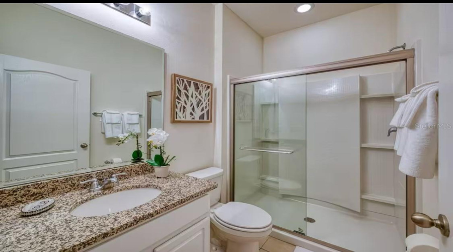 Davenport, Florida 33837, 7 Bedrooms Bedrooms, ,5 Bathroomsbathrooms,Residential,For Sale,Broad Oak,Mfrs5125864