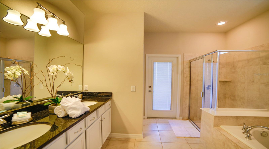 Kissimmee, Florida 34747, 9 Bedrooms Bedrooms, ,6 Bathroomsbathrooms,Residential,For Sale,Tripoli,Mfrs5126754
