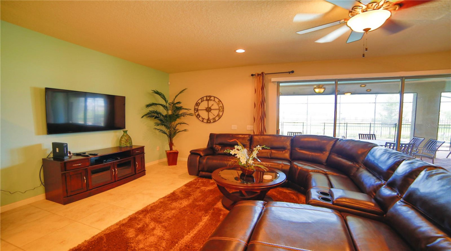 Kissimmee, Florida 34747, 9 Bedrooms Bedrooms, ,6 Bathroomsbathrooms,Residential,For Sale,Tripoli,Mfrs5126754