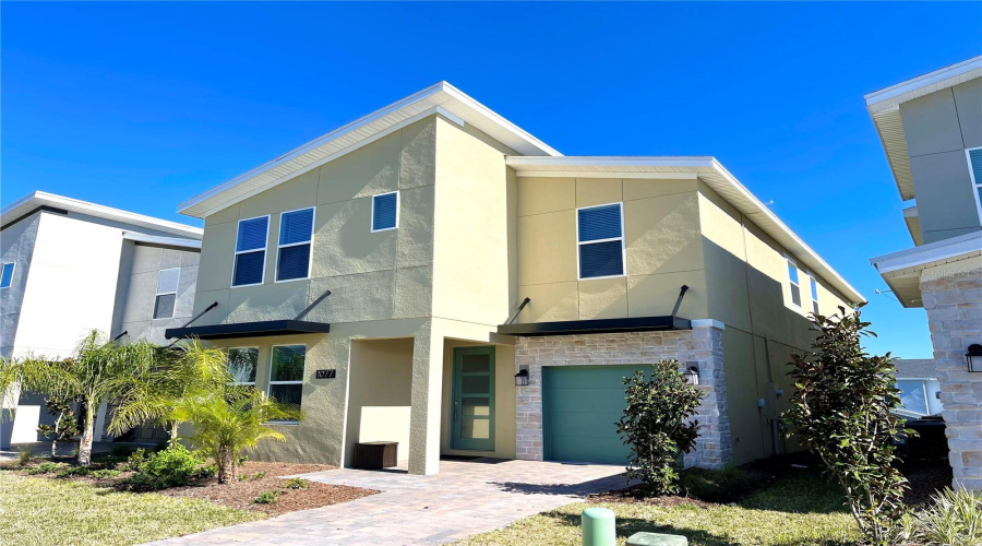 DAVENPORT, Florida 33896, 6 Bedrooms Bedrooms, ,5 BathroomsBathrooms,Residential,For Sale,LEADER,0,MFRO6308367