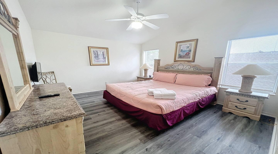 Davenport, Florida 33896, 6 Bedrooms Bedrooms, ,4 Bathroomsbathrooms,Residential,For Sale,Windsor,Mfro6303264