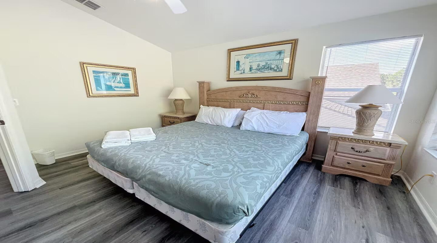 Davenport, Florida 33896, 6 Bedrooms Bedrooms, ,4 Bathroomsbathrooms,Residential,For Sale,Windsor,Mfro6303264