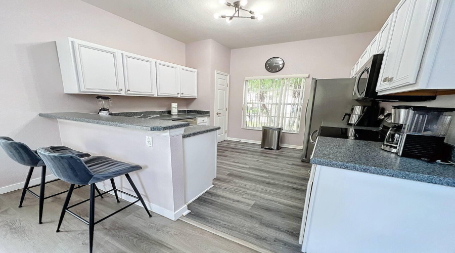 Davenport, Florida 33896, 6 Bedrooms Bedrooms, ,4 Bathroomsbathrooms,Residential,For Sale,Windsor,Mfro6303264