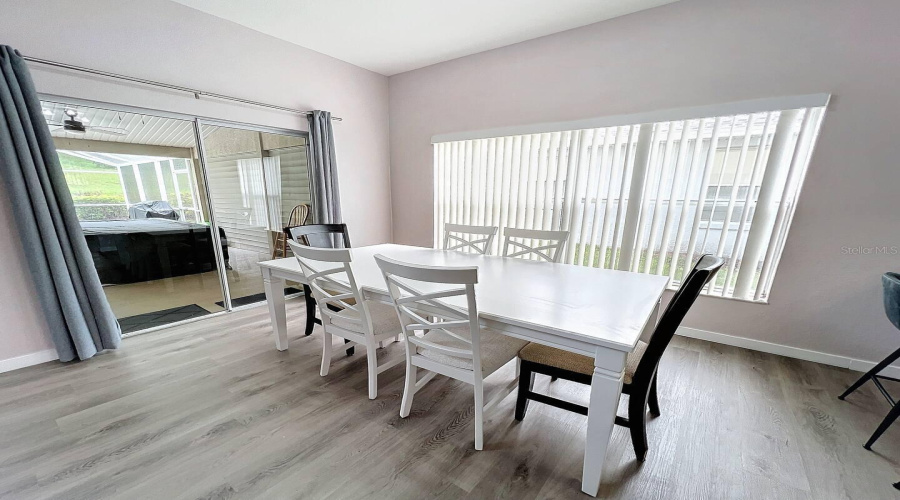 Davenport, Florida 33896, 6 Bedrooms Bedrooms, ,4 Bathroomsbathrooms,Residential,For Sale,Windsor,Mfro6303264