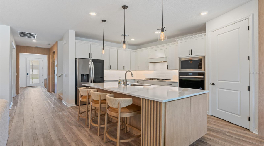Orlando, Florida 32836, 4 Bedrooms Bedrooms, ,4 Bathroomsbathrooms,Residential,For Sale,Fenton,Mfro6305190