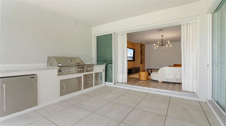 Orlando, Florida 32836, 4 Bedrooms Bedrooms, ,4 Bathroomsbathrooms,Residential,For Sale,Fenton,Mfro6305190