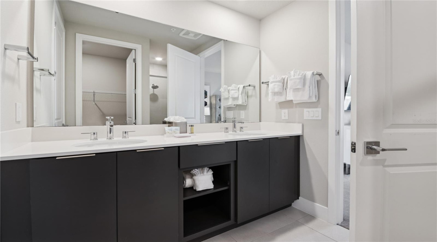 En-Suite Bath