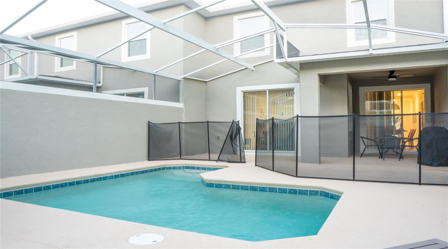 Davenport, Florida 33896, 4 Bedrooms Bedrooms, ,3 Bathroomsbathrooms,Residential,For Sale,Kingsbarn,Mfrs5126570