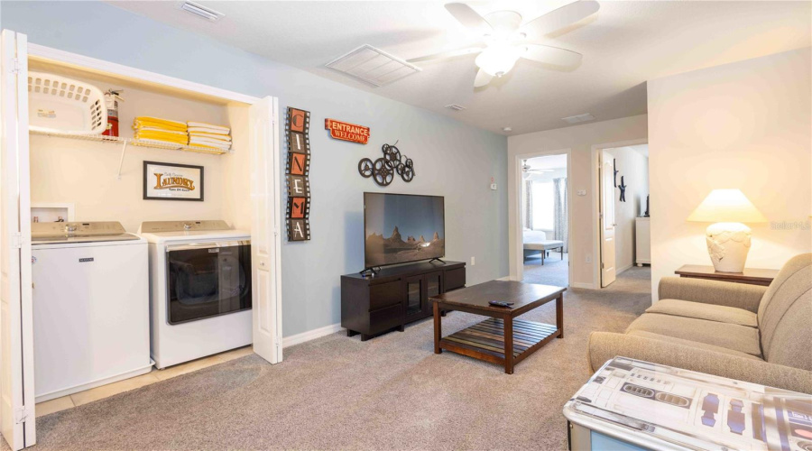 KISSIMMEE, Florida 34747, 5 Bedrooms Bedrooms, ,4 BathroomsBathrooms,Residential,For Sale,MAJORCA,MFRO6306864