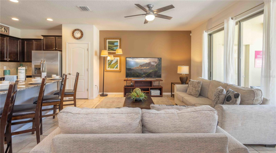 KISSIMMEE, Florida 34747, 5 Bedrooms Bedrooms, ,4 BathroomsBathrooms,Residential,For Sale,MAJORCA,MFRO6306864