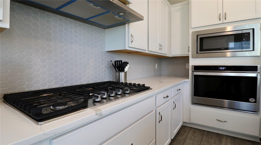 Reunion, Florida 34747, 3 Bedrooms Bedrooms, ,2 Bathroomsbathrooms,Residential,For Sale,Delwin,Mfrg5096975
