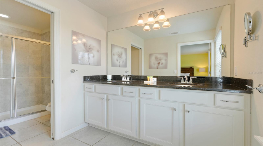 Kissimmee, Florida 34747, 6 Bedrooms Bedrooms, ,4 Bathroomsbathrooms,Residential,For Sale,Rhodes,Mfro6308618