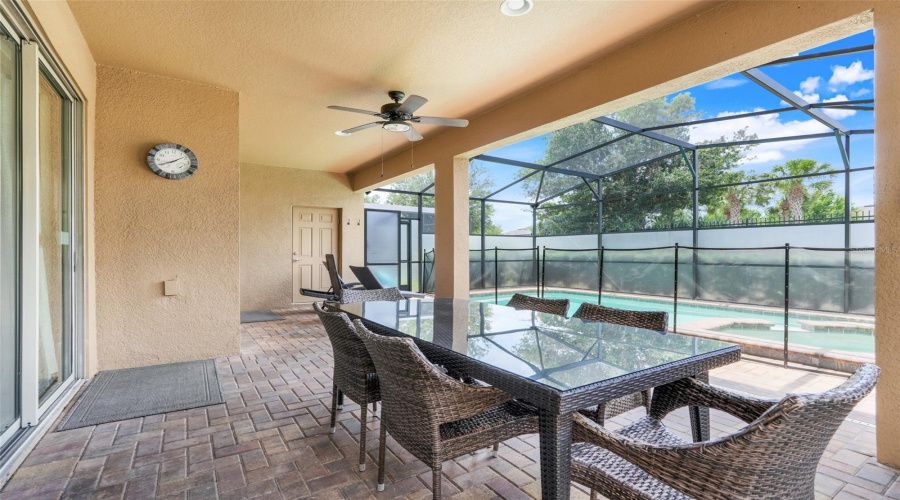 Kissimmee, Florida 34747, 6 Bedrooms Bedrooms, ,4 Bathroomsbathrooms,Residential,For Sale,Rhodes,Mfro6308618