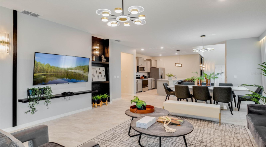 Davenport, Florida 33897, 6 Bedrooms Bedrooms, ,5 Bathroomsbathrooms,Residential,For Sale,Aloha,Mfro6308656