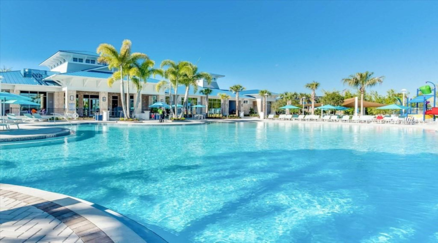 Davenport, Florida 33897, 6 Bedrooms Bedrooms, ,5 Bathroomsbathrooms,Residential,For Sale,Aloha,Mfro6308656