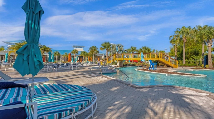Davenport, Florida 33897, 6 Bedrooms Bedrooms, ,5 Bathroomsbathrooms,Residential,For Sale,Aloha,Mfro6308656