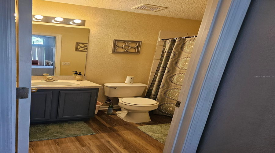 2Ndmaster Bathroom
