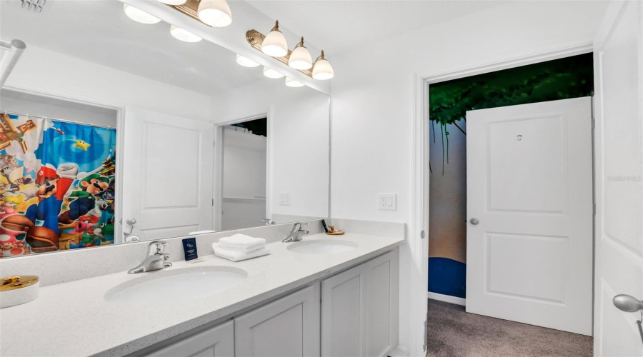 Davenport, Florida 33896, 3 Bedrooms Bedrooms, ,2 Bathroomsbathrooms,Residential,For Sale,Sanibel,Mfro6308846