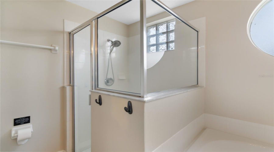 Davenport, Florida 33897, 5 Bedrooms Bedrooms, ,3 Bathroomsbathrooms,Residential,For Sale,Brunello,Mfro6307362
