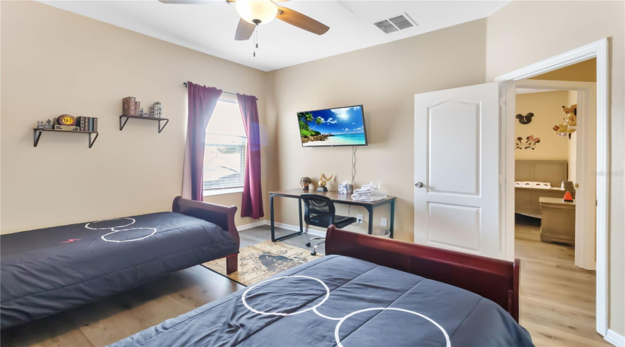 Davenport, Florida 33897, 5 Bedrooms Bedrooms, ,3 Bathroomsbathrooms,Residential,For Sale,Brunello,Mfro6307362