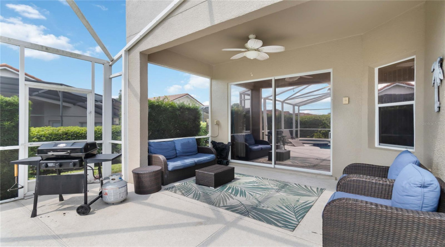 Davenport, Florida 33897, 5 Bedrooms Bedrooms, ,3 Bathroomsbathrooms,Residential,For Sale,Brunello,Mfro6307362