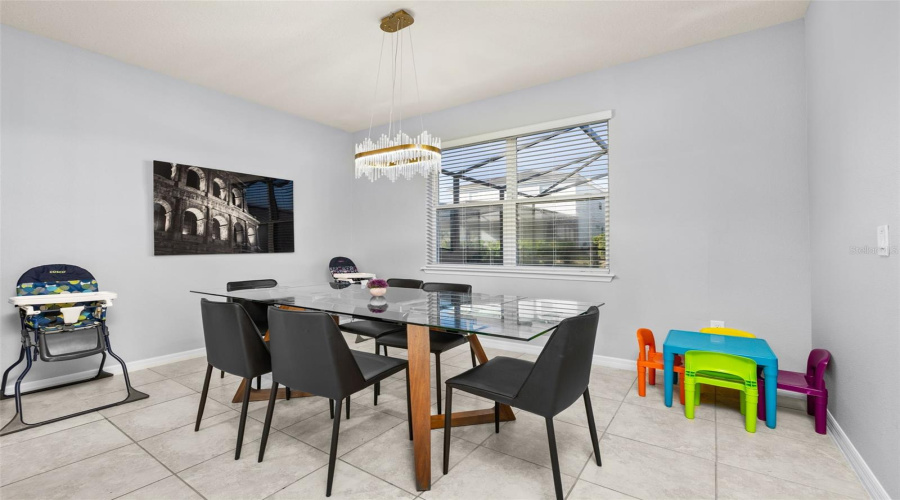 Davenport, Florida 33837, 5 Bedrooms Bedrooms, ,4 Bathroomsbathrooms,Residential,For Sale,Oakmoss,Mfrs5126356