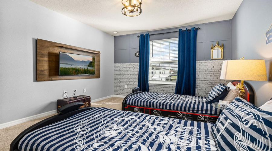 Davenport, Florida 33837, 5 Bedrooms Bedrooms, ,4 Bathroomsbathrooms,Residential,For Sale,Oakmoss,Mfrs5126356