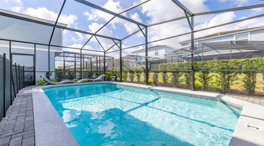 Davenport, Florida 33837, 5 Bedrooms Bedrooms, ,4 Bathroomsbathrooms,Residential,For Sale,Oakmoss,Mfrs5126356