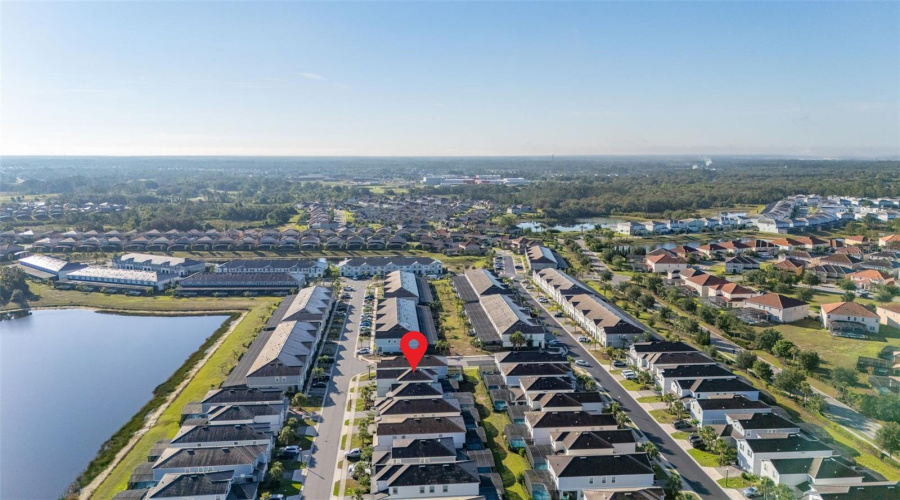 Davenport, Florida 33837, 5 Bedrooms Bedrooms, ,4 Bathroomsbathrooms,Residential,For Sale,Oakmoss,Mfrs5126356