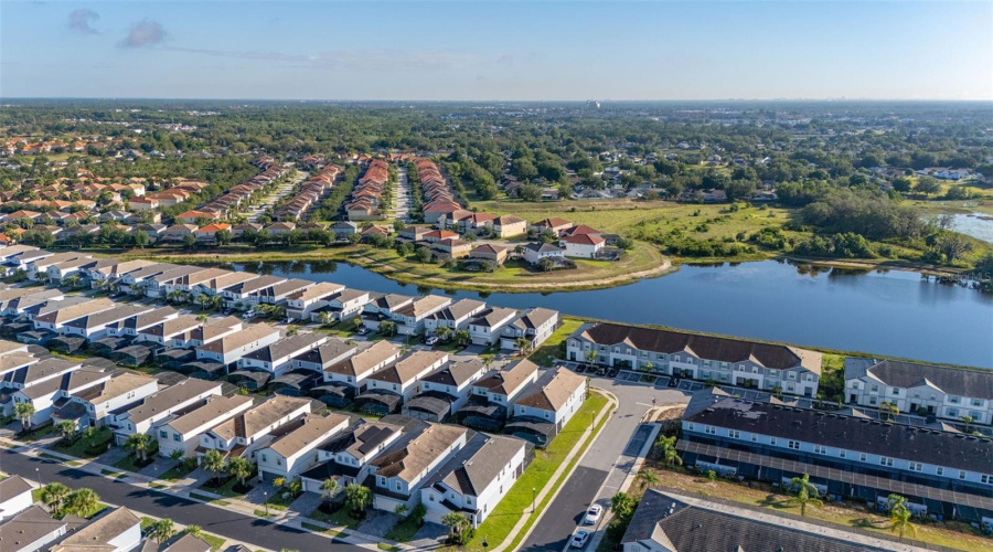 Davenport, Florida 33837, 5 Bedrooms Bedrooms, ,4 Bathroomsbathrooms,Residential,For Sale,Oakmoss,Mfrs5126356