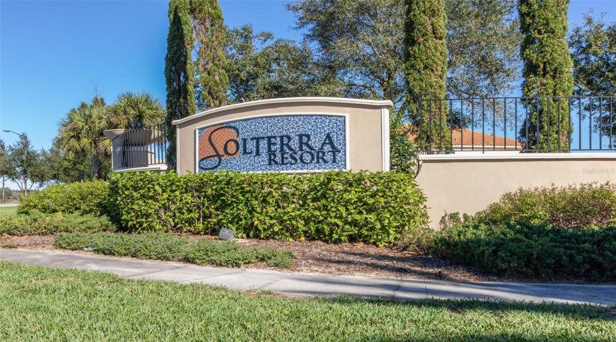 Davenport, Florida 33837, 5 Bedrooms Bedrooms, ,4 Bathroomsbathrooms,Residential,For Sale,Oakmoss,Mfrs5126356